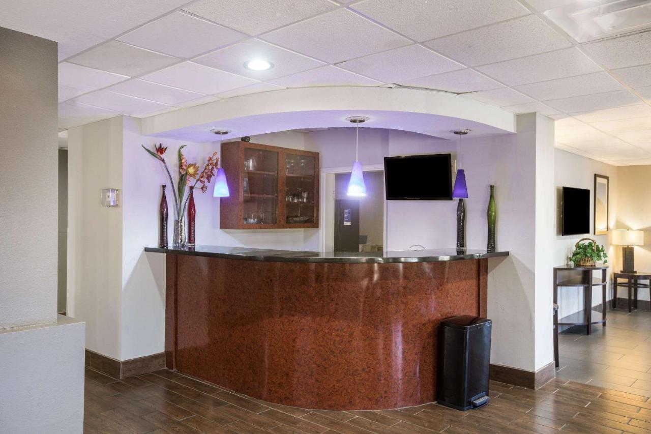 Comfort Suites Forsyth Near I-75 Exterior foto