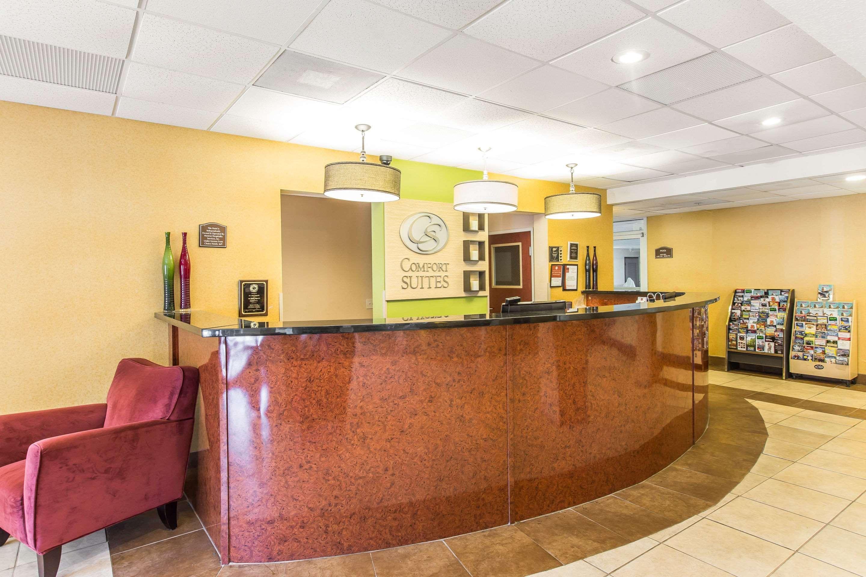Comfort Suites Forsyth Near I-75 Exterior foto