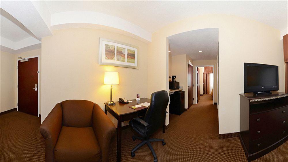 Comfort Suites Forsyth Near I-75 Exterior foto