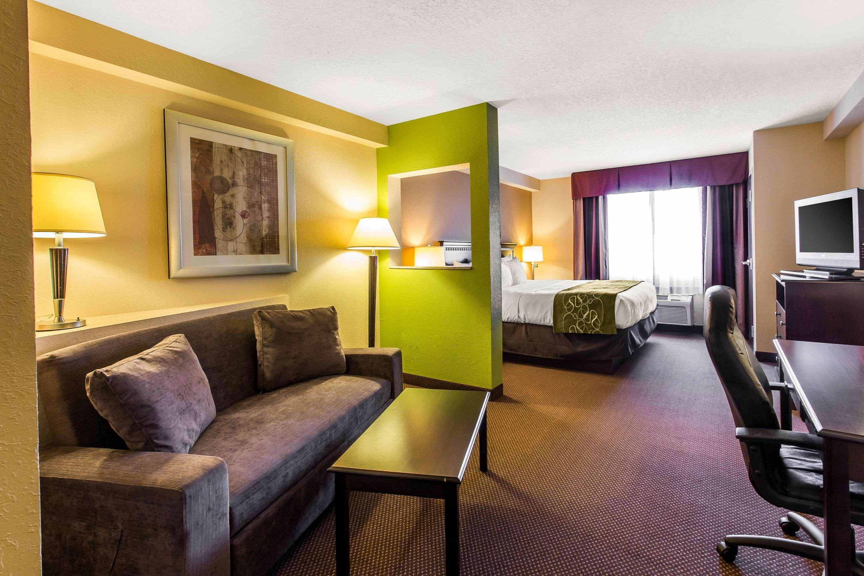 Comfort Suites Forsyth Near I-75 Exterior foto